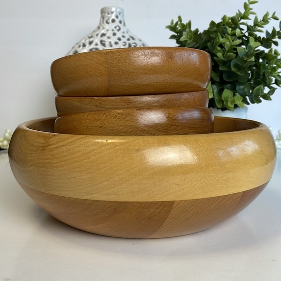 Wooden Salad Set Large Bowl with 4 Smaller Bowl Light Natural Colour - Picture 6 of 14